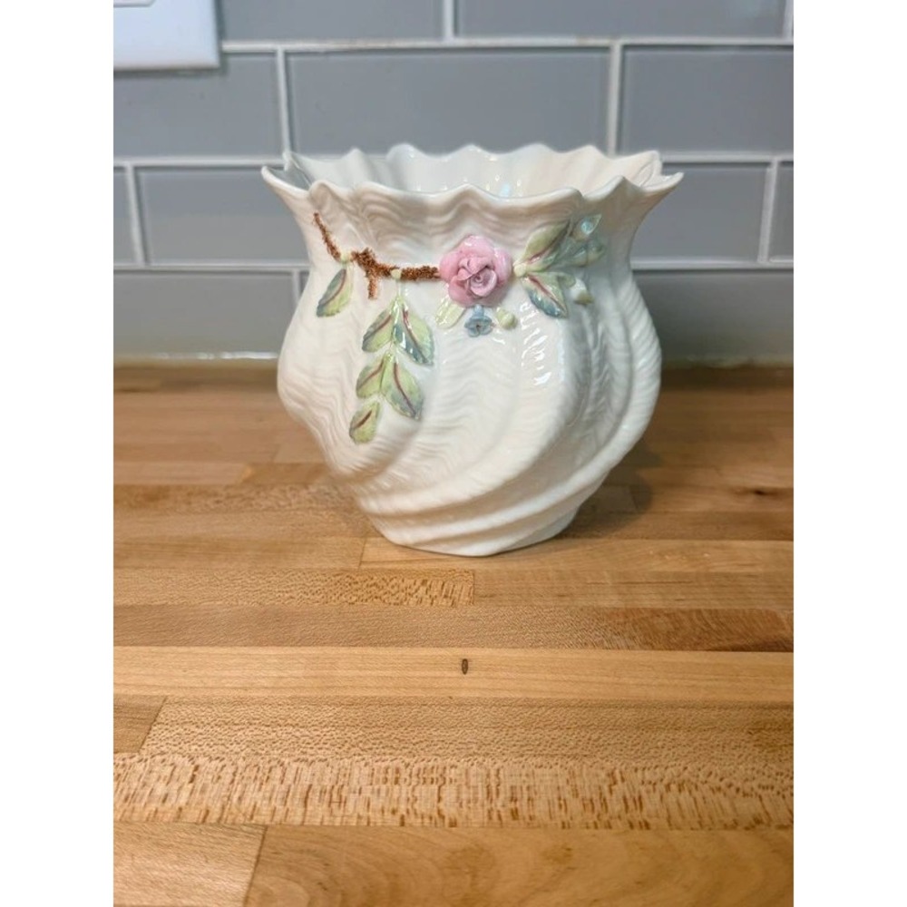 Belleek Ireland Fine Parian China Shell Vase Pink Rose Floral Luster Glaze 4in